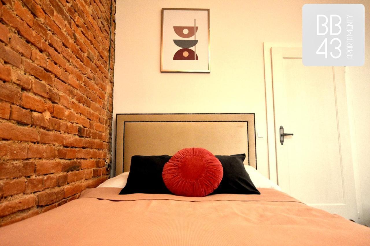 Apartamenty Bb43 Bielsko-Biała Buitenkant foto